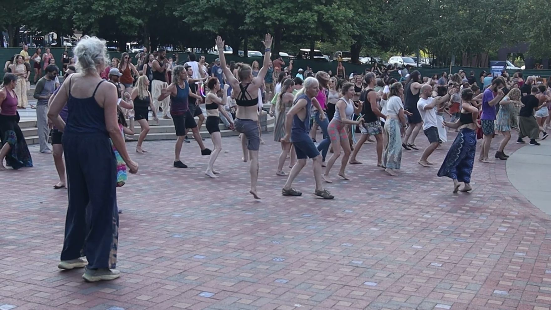 The plaza full of dancers